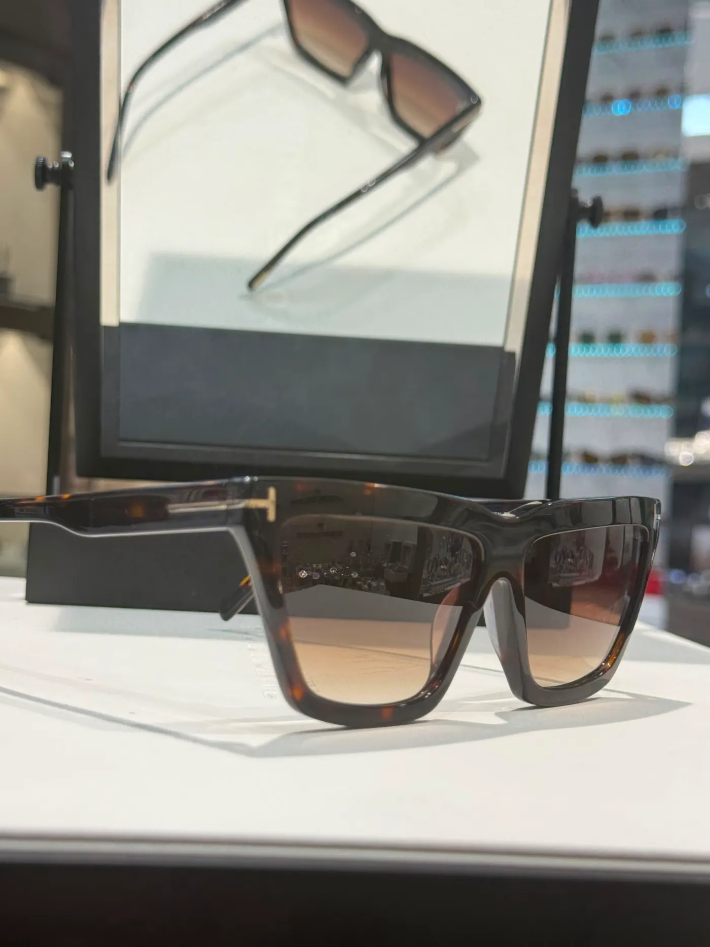 Tom Ford TF-42